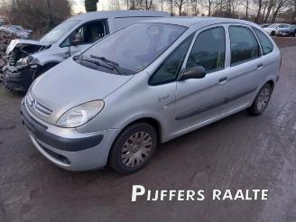 skadebil auto Citroën Xsara-picasso Xsara Picasso (CH), MPV, 1999 / 2012 2.0 16V 2004/3