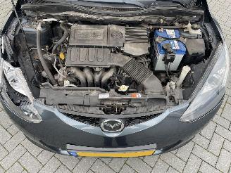 Mazda 2 1.3 TS Plus N.A.P NL AUTO PRACHTIG!!! picture 15