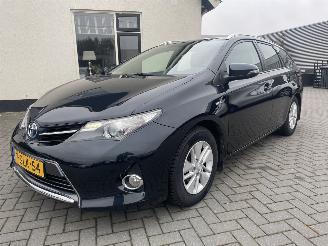 damaged passenger cars Toyota Auris Touring Sports 1.8 Hybrid Aspiration N.A.P PRACHTIG!!! 2013/11