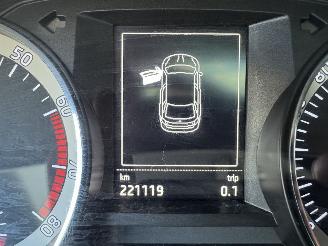 Skoda Rapid 1.2 TSI  AUTOMAAT  PANORAMADAK picture 22