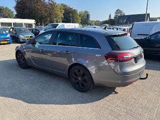 Auto incidentate Opel Insignia 1.6 CDTI Sports Tourer 136pk 2016/5