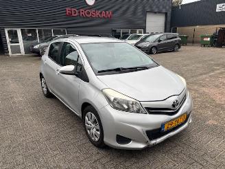 skadebil auto Toyota Yaris 1.3 16v 5-drs Aspiration 2012/2