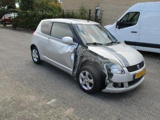 Suzuki Swift 1.3 COOL picture 3