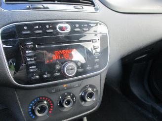 Fiat Punto Evo 0.9 TWINAIR LOUNGE picture 9