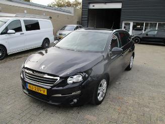 Peugeot 308 1.6 BLUEHDI EXECUTIVE PACK picture 4