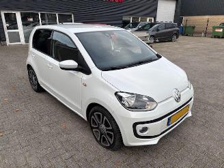 krockskadad bil auto Volkswagen Up! 1.0  5-drs High Up! airco navi 2015/4