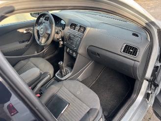 Volkswagen Polo 1.4 16v  Comfort airco picture 7