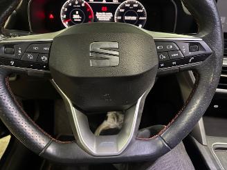 Seat Leon 1.5 eTSI FR Intense DSG 150pk picture 19