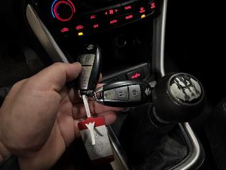 Suzuki S-Cross 1.6 Comfort  Clima picture 17