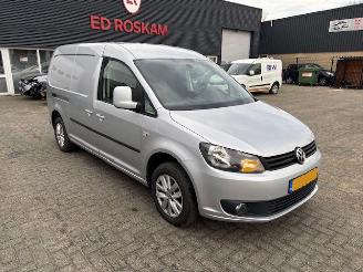 damaged commercial vehicles Volkswagen Caddy maxi 1.6 TDI MAXI Airco NAP 2014/4