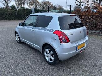 Coche accidentado Suzuki Swift 1.3 Cool  airco 2010/11