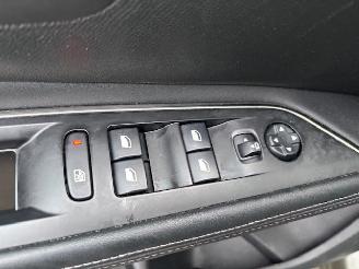 Peugeot 5008 1.2 PureTech Premium 7-pers  131pk picture 12