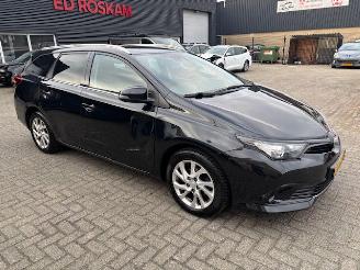 uszkodzony samochody osobowe Toyota Auris 1.2 T Sports Dynamic 116pk 2018/2