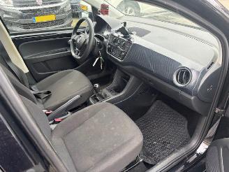 Volkswagen Up! 1.0 5-drs Move Up! airco picture 8