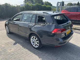 Volkswagen Golf 1.2 TSI Highline picture 5
