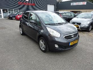 uszkodzony samochody osobowe Kia Venga 1.4 CVVT SUPER PACK 2013/12