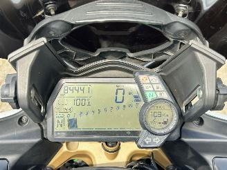 krockskadad bil motor Ducati Multistrada 1200 Touring ABS 2010/1