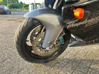 Yamaha YZF 1000 Thunderace picture 10