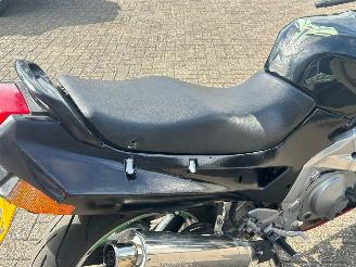 Kawasaki ZZ - R 600  picture 11