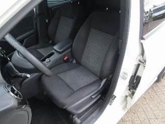 Mercedes B-klasse 180 Business picture 13