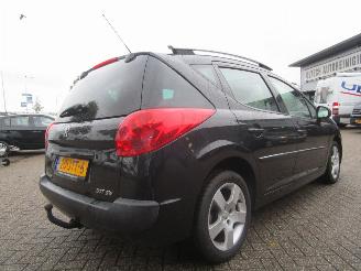 Peugeot 207 SW 1.6 VTI Premiere picture 19