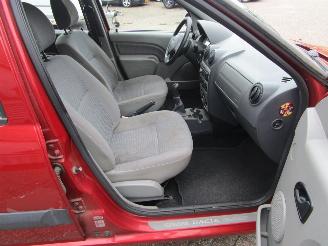 Dacia Logan MCV 1.6-16V Laureate picture 11