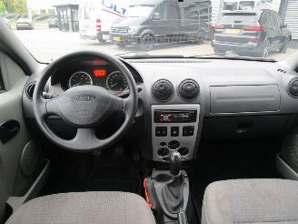 Dacia Logan MCV 1.6-16V Laureate picture 9