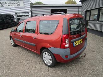 Dacia Logan MCV 1.6-16V Laureate picture 3