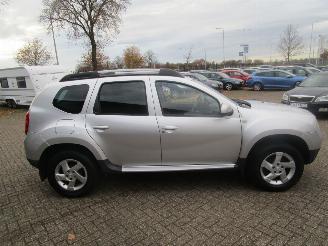 Dacia Duster 1.6-16V Laureate 2wd 1e eigenaar picture 6