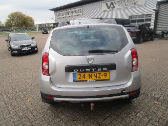 Dacia Duster 1.6-16V Laureate 2wd 1e eigenaar picture 4