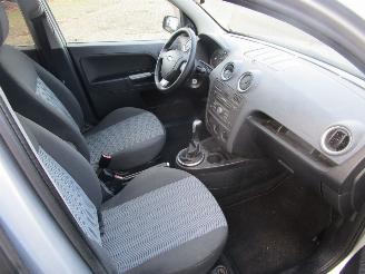 Ford Fusion 1.6-16V Futura picture 11