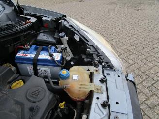 Fiat Doblo 2.0 Multijet Emotion picture 18