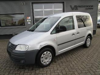krockskadad bil auto Volkswagen Caddy Life 1.6 2008/3