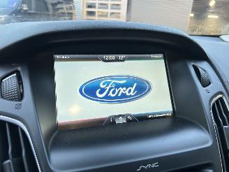 Ford Focus Wagon 1.0 Titanium picture 21