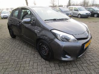 Toyota Yaris 1.5 Full Hybrid Aspiration 5drs picture 7