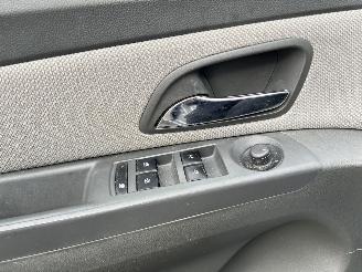 Chevrolet Cruze 1.8 LT picture 19