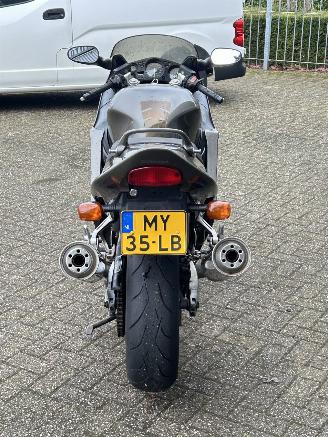 Honda  CBR 1100XX S Blackbird picture 4