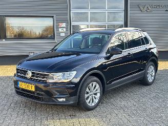 Schadeauto Volkswagen Tiguan 1.5 TSI ACT Comfortline Business 2019/1