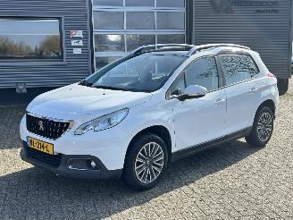 Coche accidentado Peugeot 2008 1.2 PureTech Blue Lion 2017/2