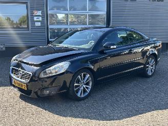 krockskadad bil auto Volvo C-70 2.5 T5 Tourer 2012/6