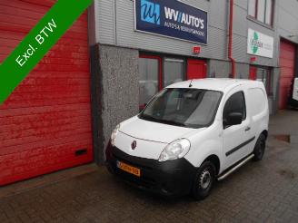 Käytettyjen commercial vehicles Renault Kangoo Express 1.5 dCi 75 Express Compact Comfort navi koppeling defect 2011/6