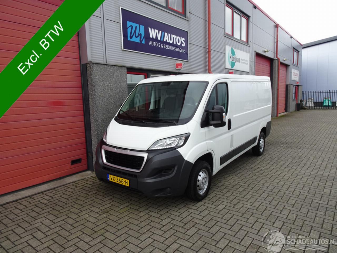 Peugeot Boxer 330 2.2 HDI L2H1 XT 3 zits airco