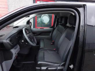 Peugeot Expert 2.0 BlueHDI 120 Standard Premium 3 zits picture 5