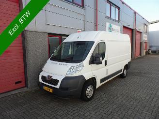  Peugeot Boxer 330 2.2 HDI L2H2 Profit+ 2014/8
