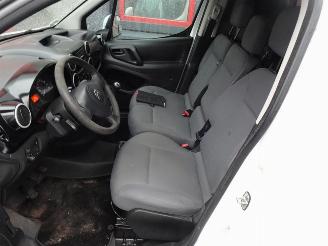 Citroën Berlingo 1.6 e-HDI 500 Club Economy 3 zits airco !!!!!!!! picture 8