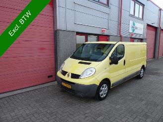 okazja samochody ciężarowe Renault Trafic 2.0 dCi T29 L2H1 airco 2014/5