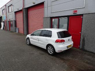 Volkswagen Golf 1.4 TSI Comfortline vanrail schade kan rijdend mee picture 2