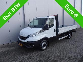 begagnad bil bedrijf Iveco Daily 35S14 35 -140 hi matic 375 3 zits airco top staat direct inzetbaar bpm vrij 2024/12