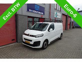 Tweedehands bestelwagen Citroën Jumpy 2.0 BlueHDI 120 M Club airco trekhaak imperiaal 2 x schuifdeur direct inzetbaar 2021/4