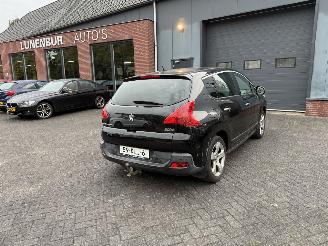 krockskadad bil bedrijf Peugeot 3008 1.6 VTi Première  PANORAMADAK MPV 5-dr. 2010/1